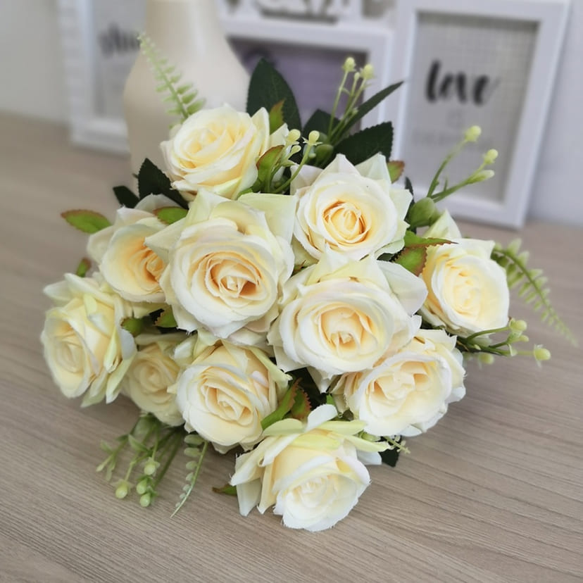 Искусственные цветы в Кинели | Цветы искусственные «Розы острые», молочно-персиковые, букет