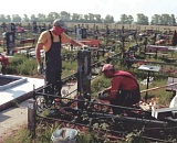 Установка памятника в Москве: как получить разрешение на установку и проехать на территорию кладбища